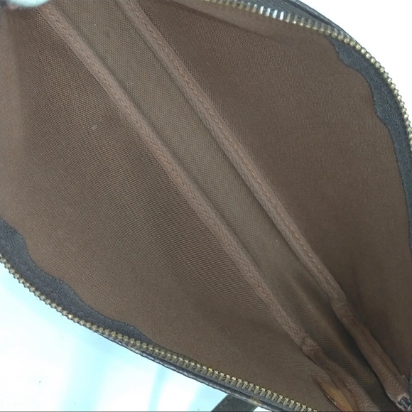 Louis Vuitton Monogram Pouchette Crossbody - Picture 8 of 9